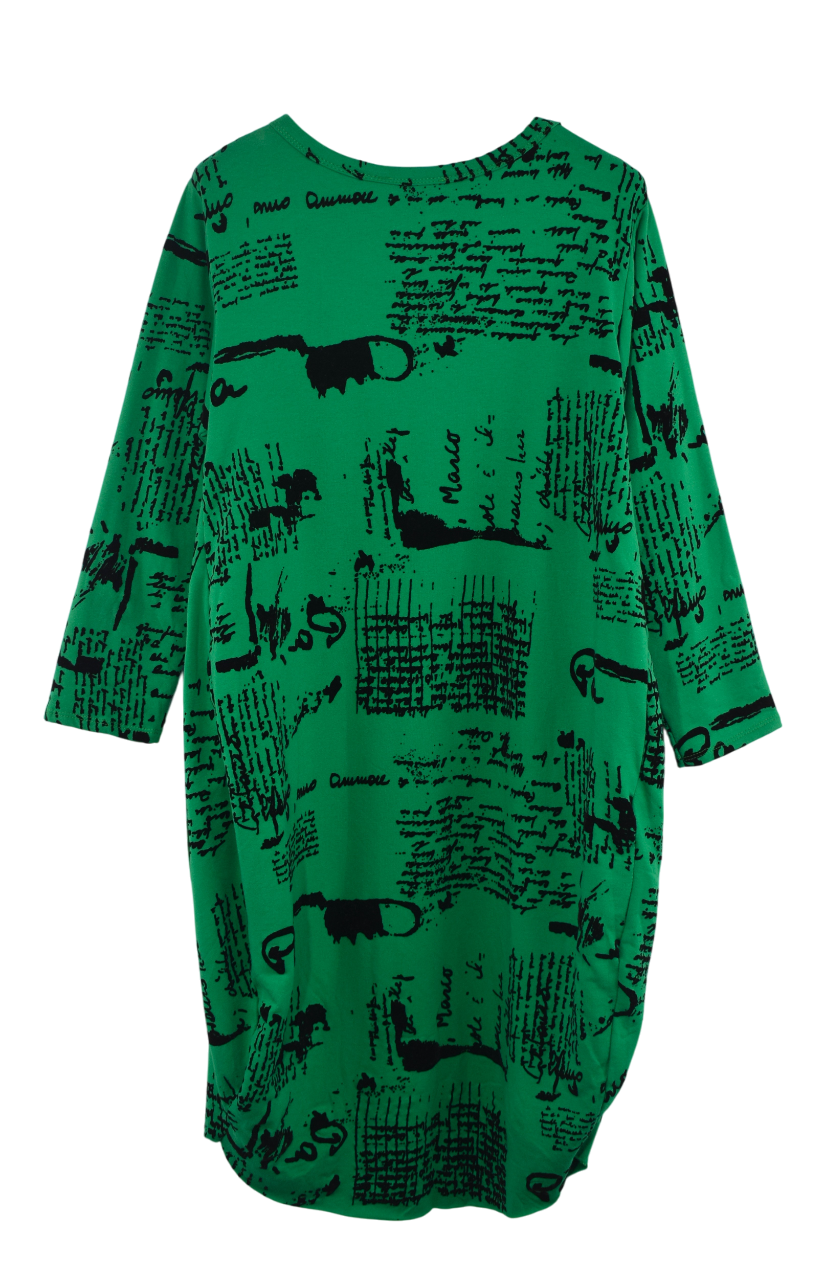 Ladies Italian lagenlook Warm Winter Script Design Midi Parachute Cocoon dress