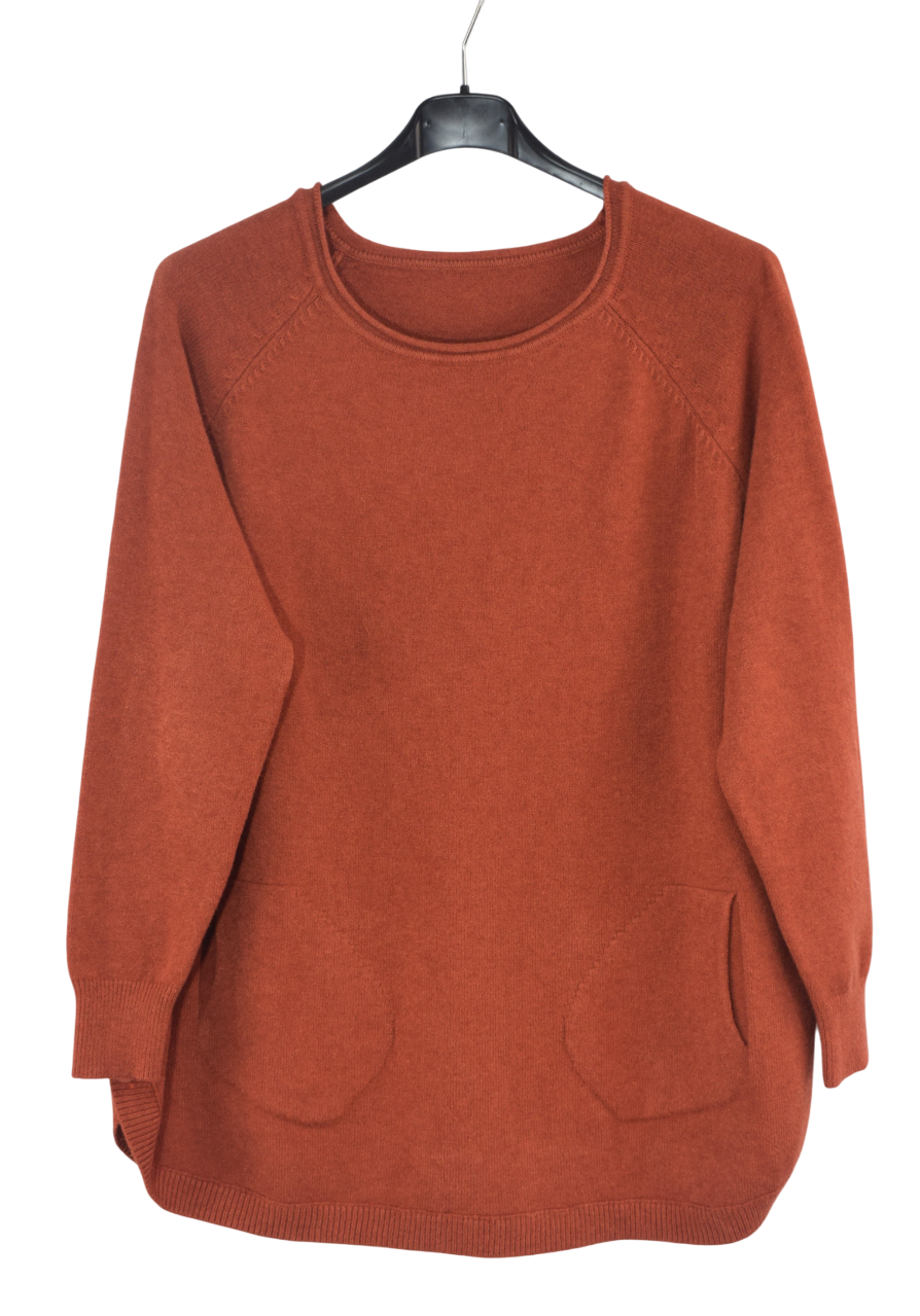 Ladies Italian Lagenlook Super Soft Side Button Detail Jumper with Pockets